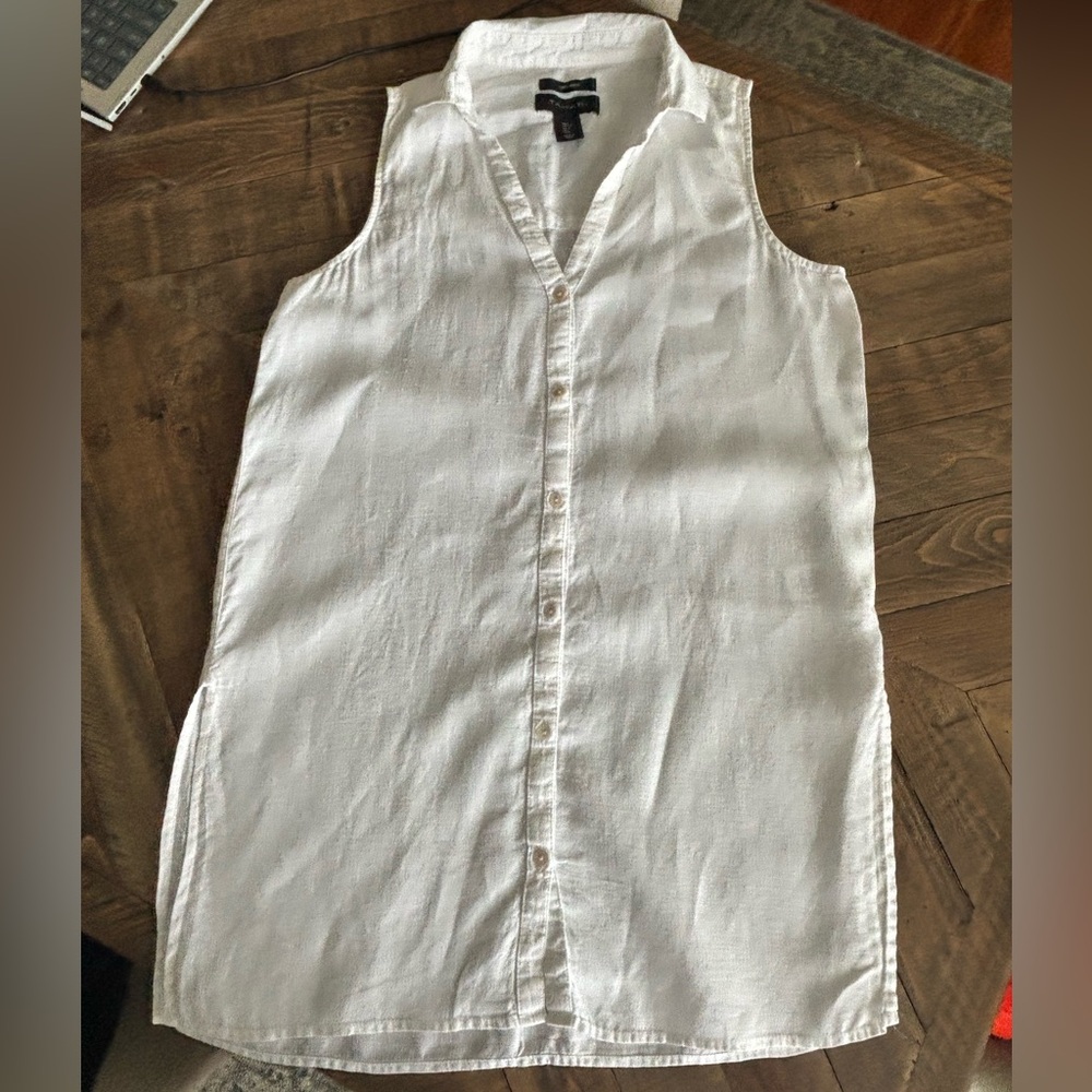 Tahari Linen Tunic Top | Sleeveless Casual Minimalist Neutral
